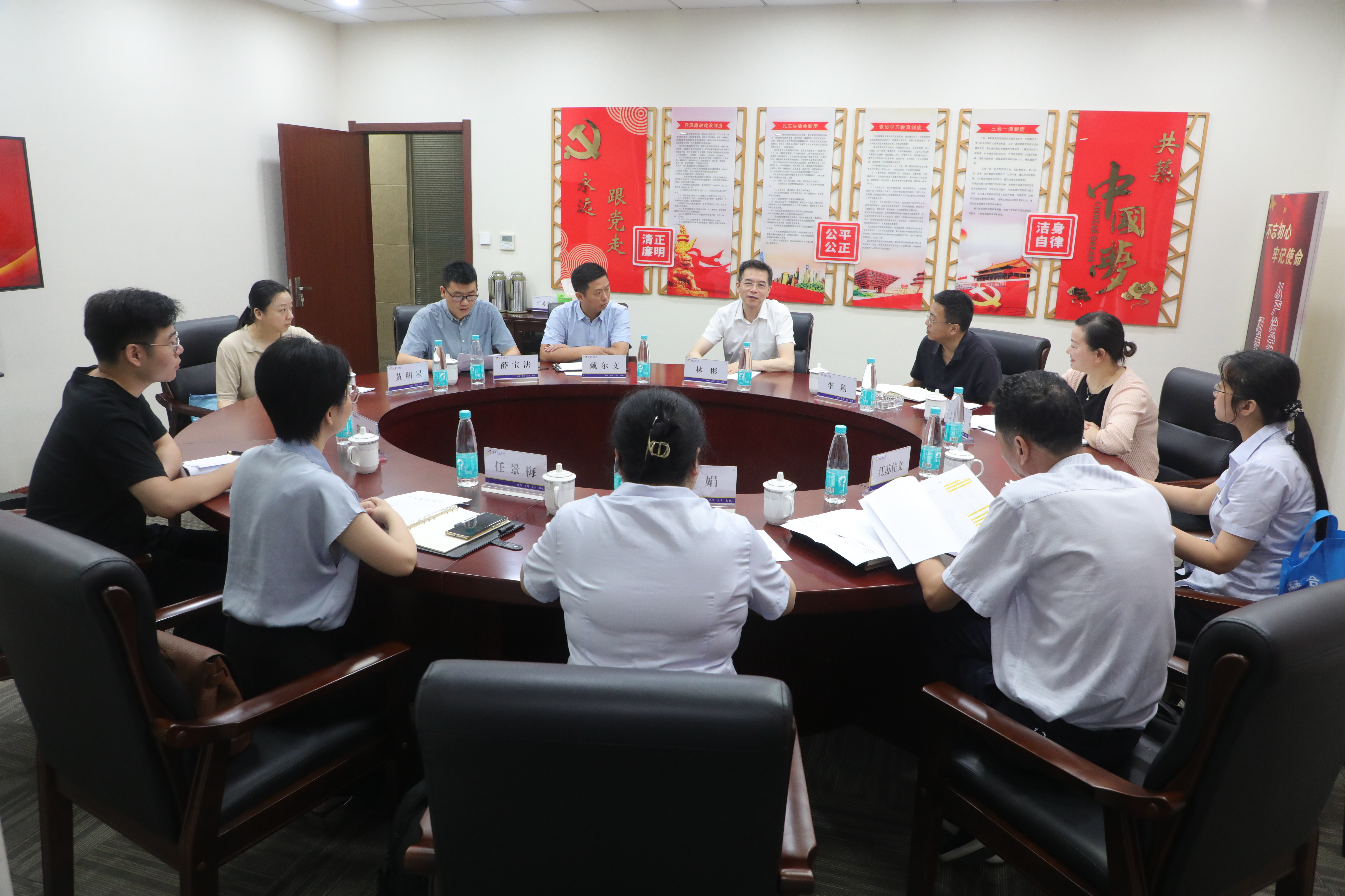 大合照.jpg 大合照.jpg