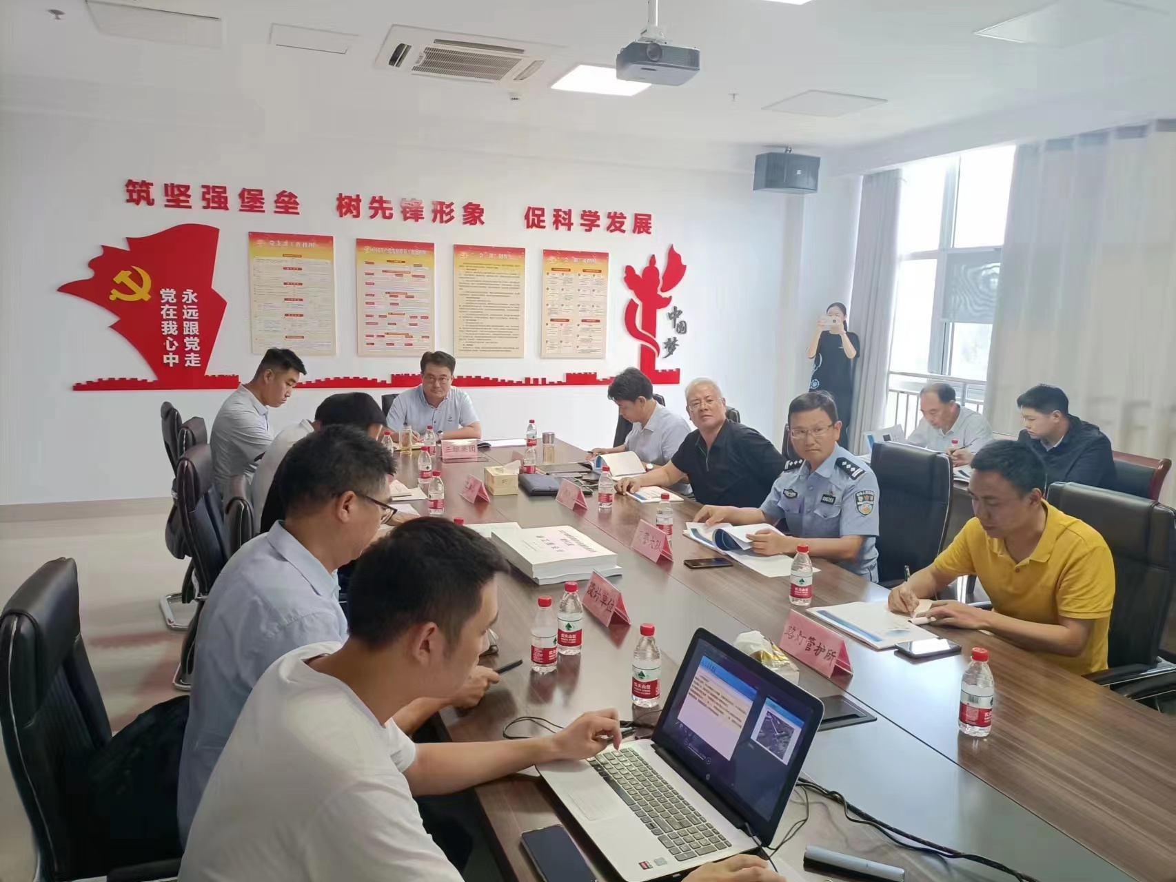 正在上傳... 正在上傳...