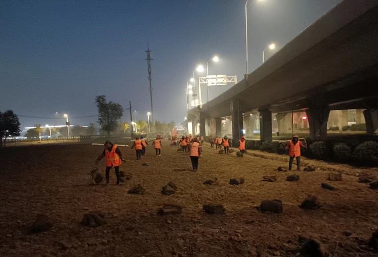 夜里.jpg 夜里.jpg