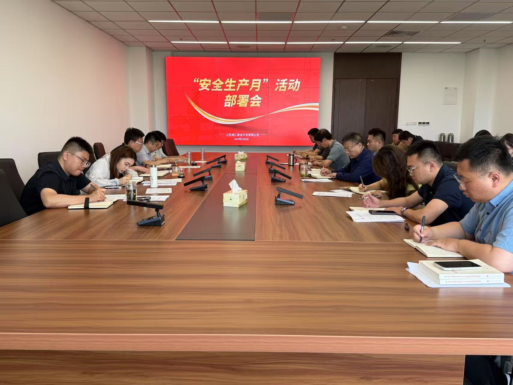 d5dc4ea8849c4e96165dd9c1c4a9488.jpg d5dc4ea8849c4e96165dd9c1c4a9488.jpg